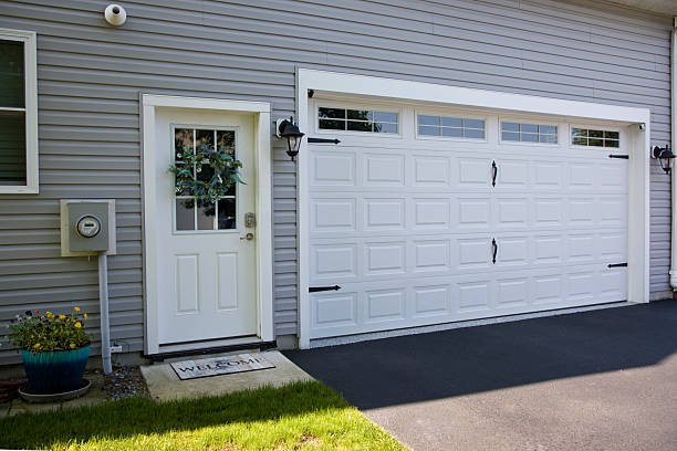 24/7 Emergency Garage Door Panel Replacement experts in Carter County County, OK